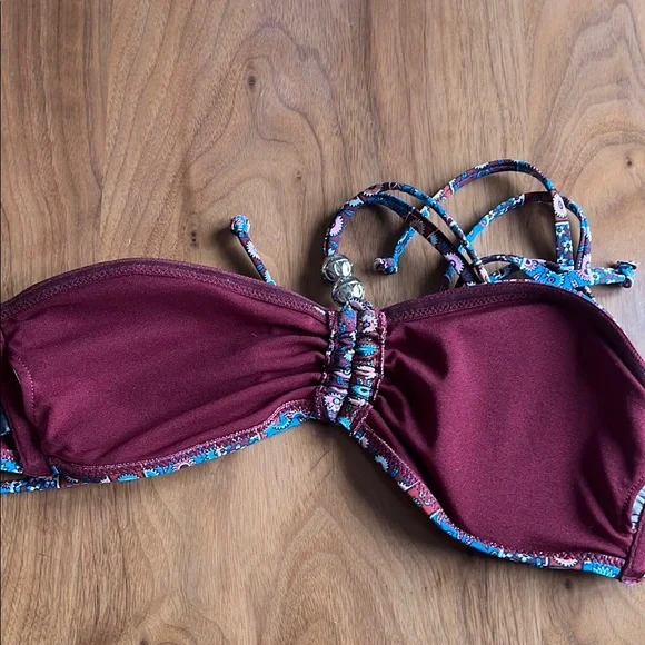 H&M Burgundy and Blue Patterned Bikini Top - Picture 5 of 6